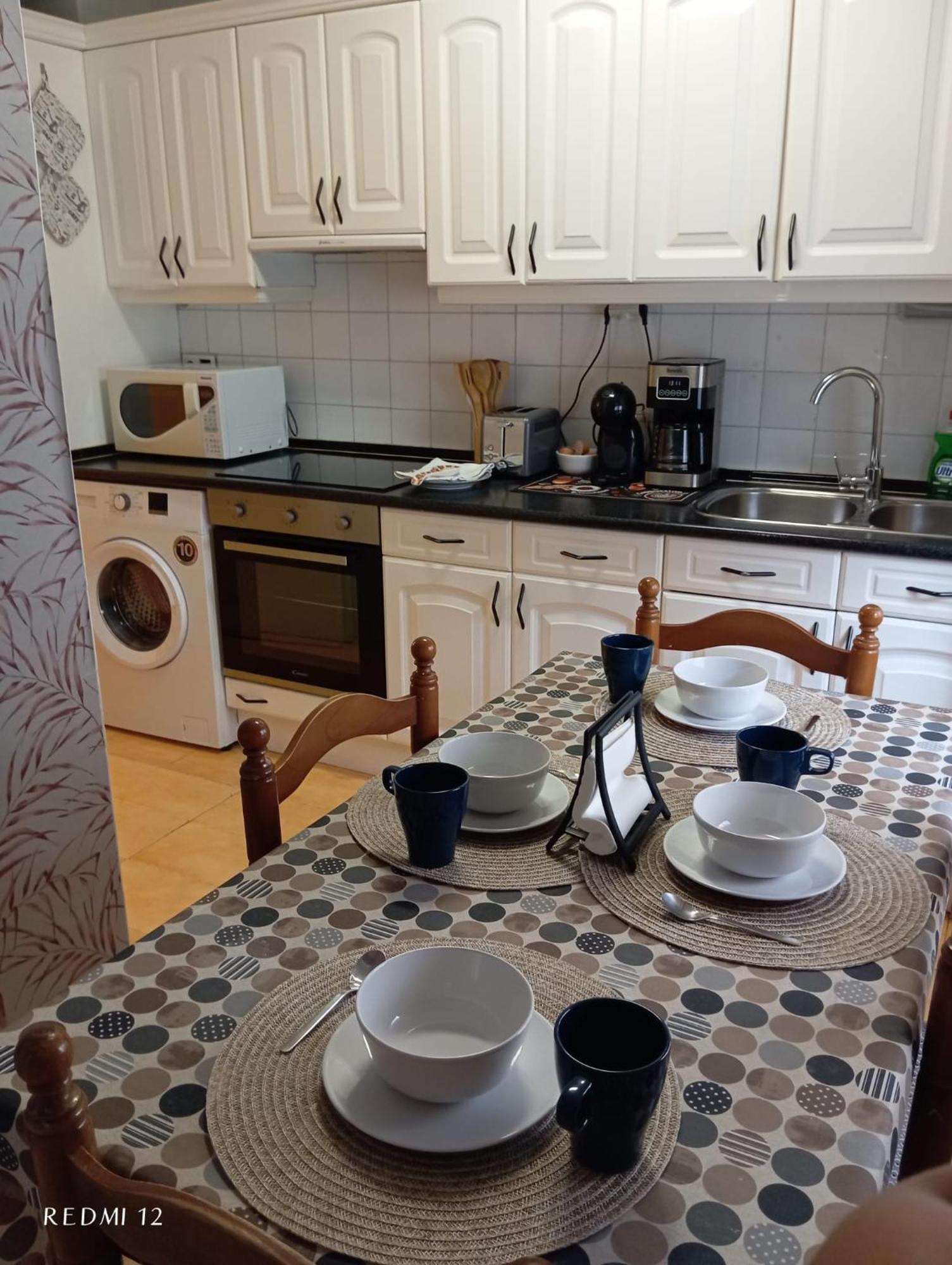 A&C Plaza Haro Apartment Bagian luar foto