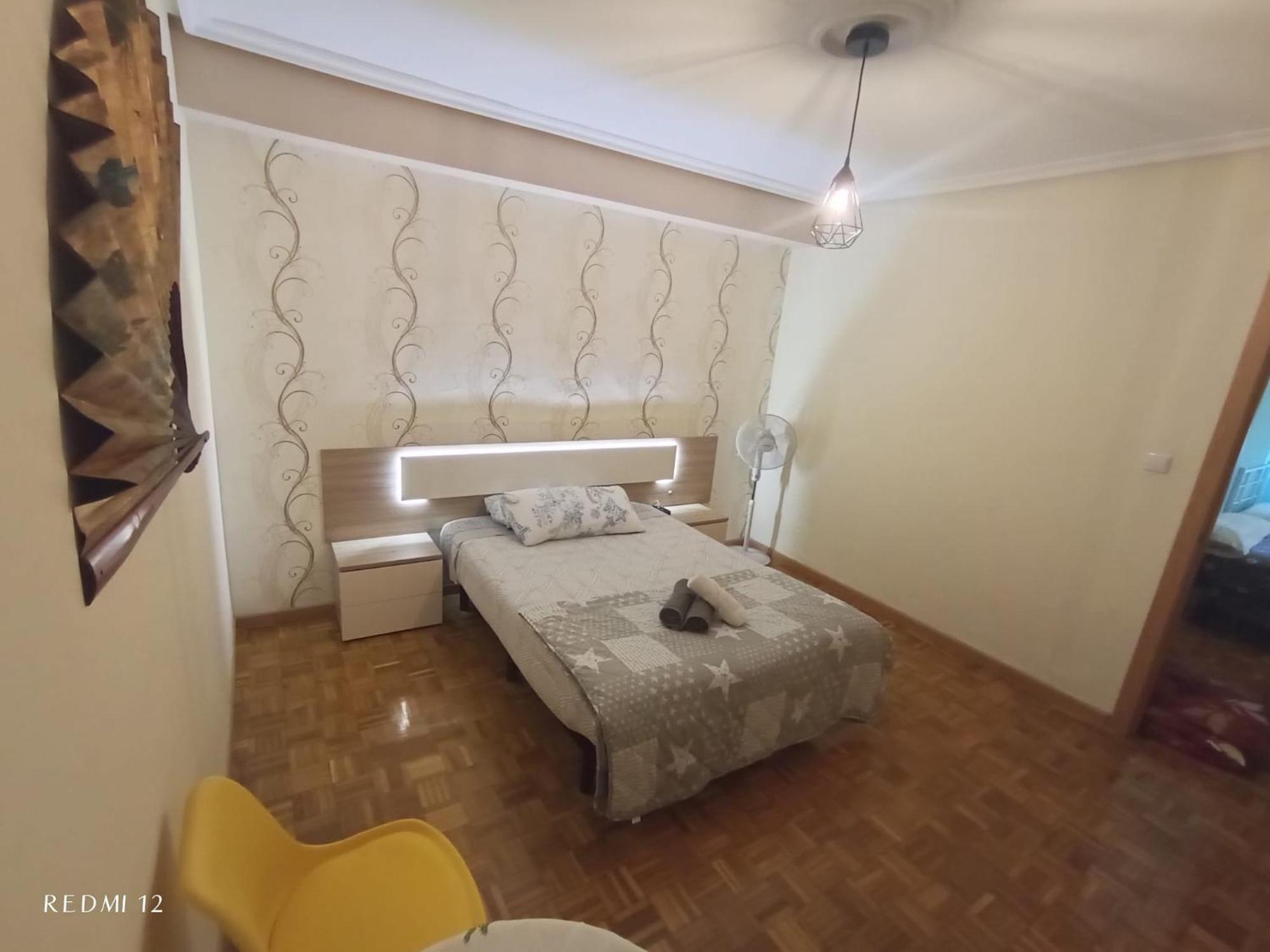 A&C Plaza Haro Apartment Bagian luar foto