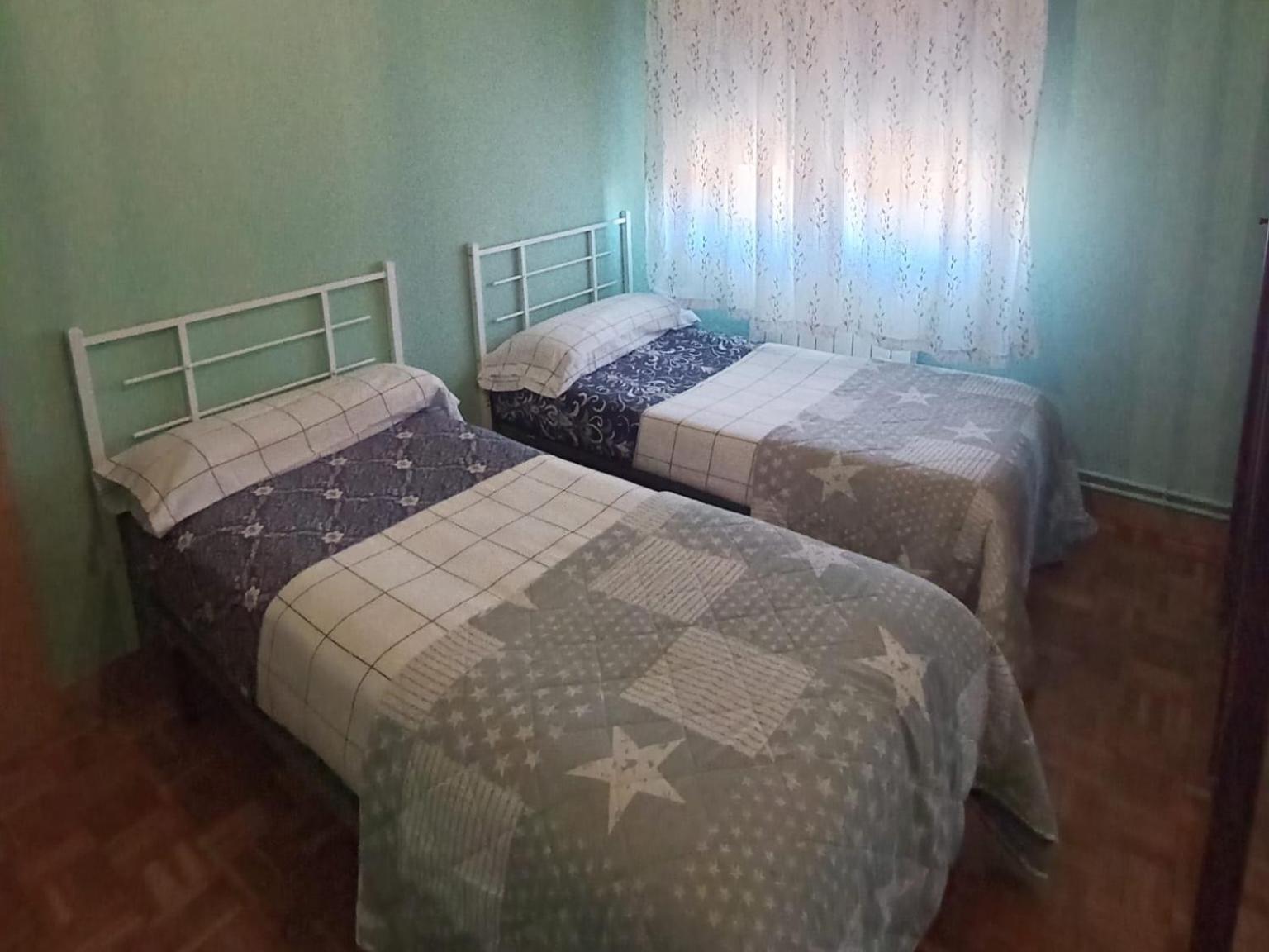 A&C Plaza Haro Apartment Bagian luar foto